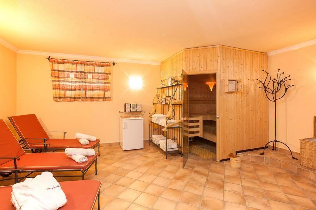 Appartements Fortuna ペルティサウ エクステリア 写真